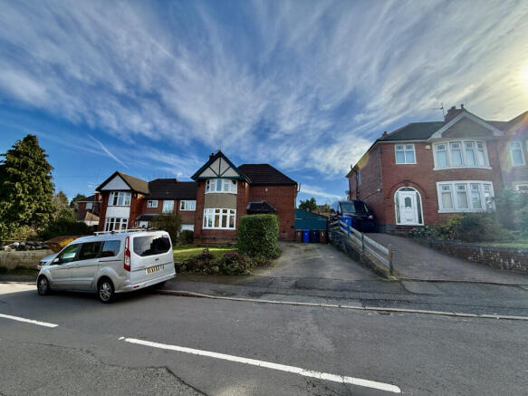 3 bed property, in Princes Drive, £395,000