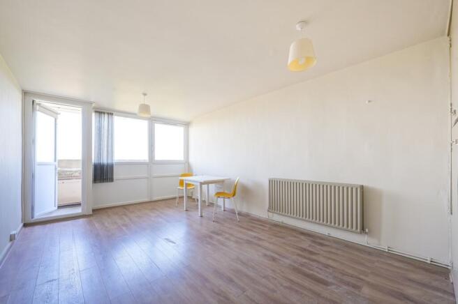 1 bed property, in Butler House, £130,000