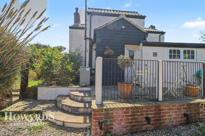 3 bed property, in The City, £325,000