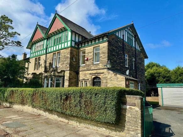 7 bed property, in "Brantwood" Rawson Avenue, £695,000