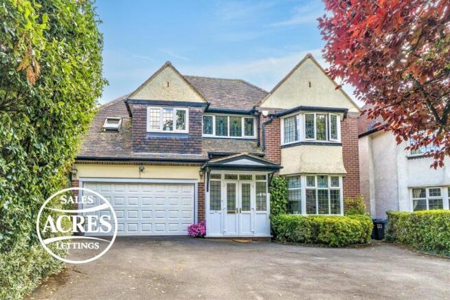 4 bed property, in Tamworth Road, £850,000