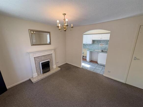1 bed property, in Ragees Road, £55,000