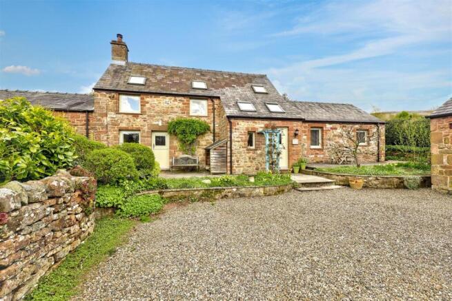 3 bed property, in Cumrew, £485,000