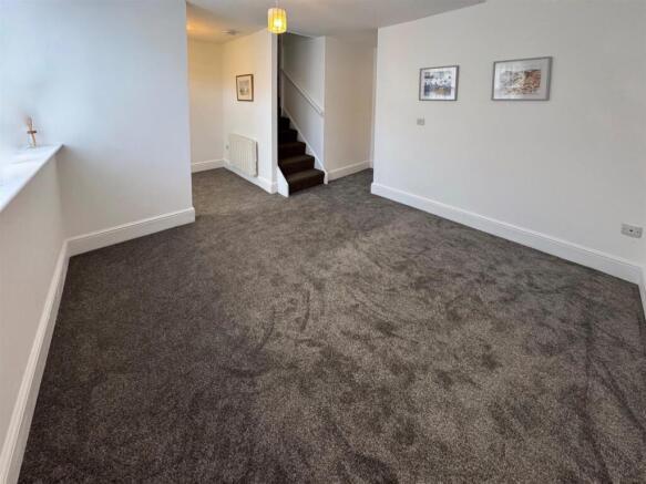 3 bed property, in Eifl Road, £139,500