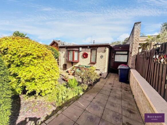 3 bed property, in The Motte, £160,000