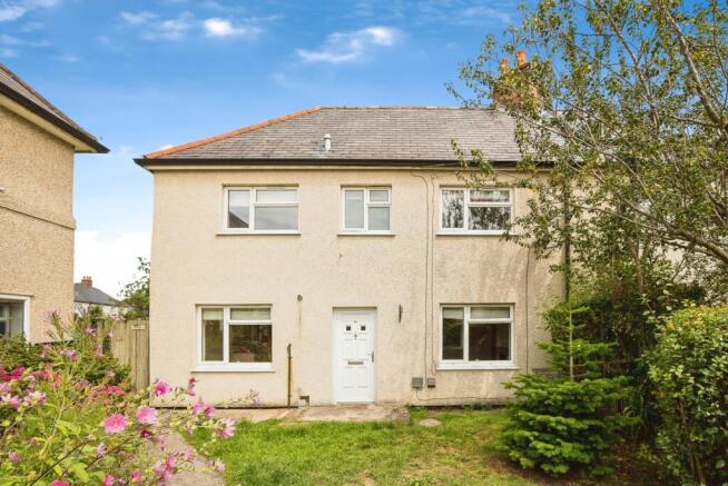3 bed property, in Third Avenue, £175,000