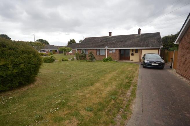 3 bed property, in The Paddocks, £350,000