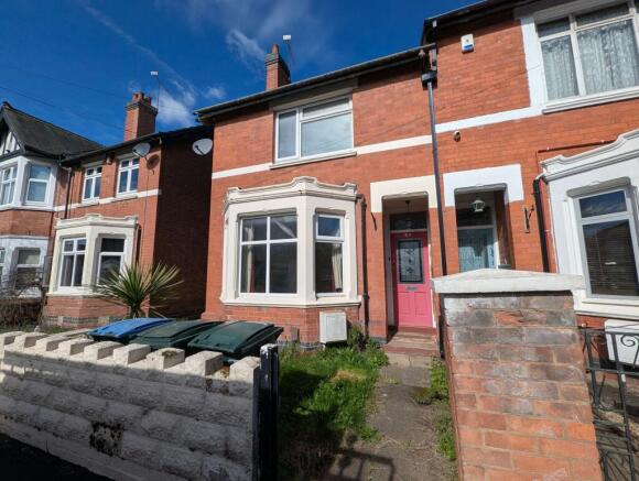 2 bed property, in Biggin Hall Crescent, £170,000