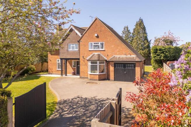 3 bed property, in Coventry Road, £625,000