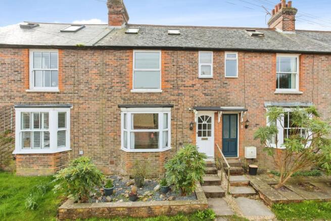 3 bed property, in Armitage Place, £350,000
