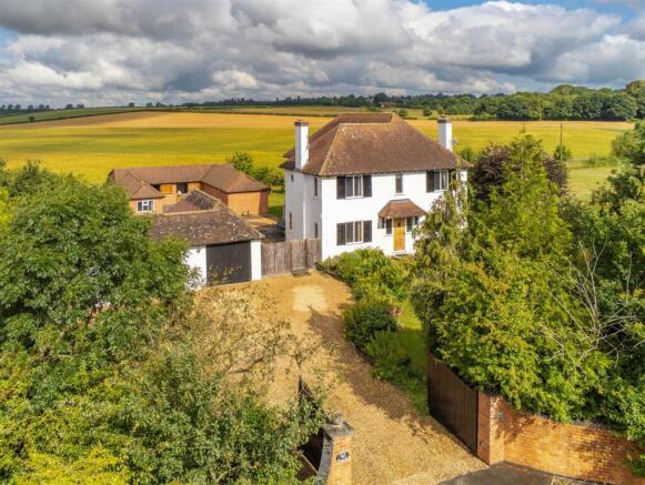 4 bed property, in Stratford Road, £1,295,000