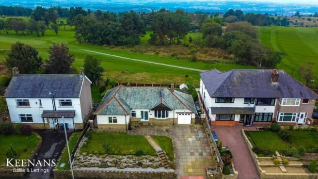 3 bed property, in Kings Causeway, £375,000