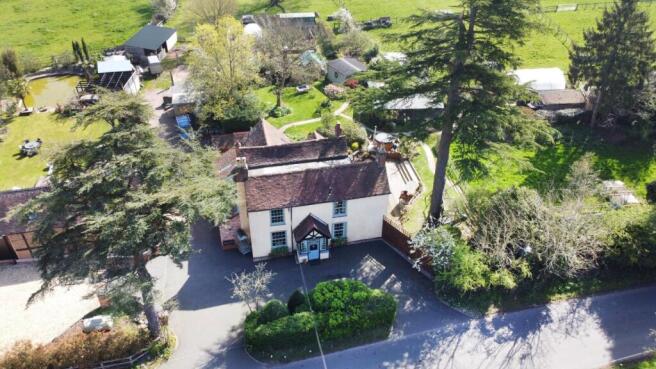 5 bed property, in Salter Street, £1,850,000