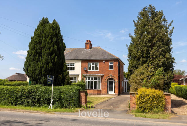 3 bed property, in Brigsley Road, £245,000