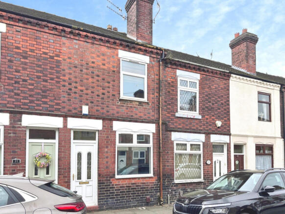 2 bed property, in Nelson Street, £100,000