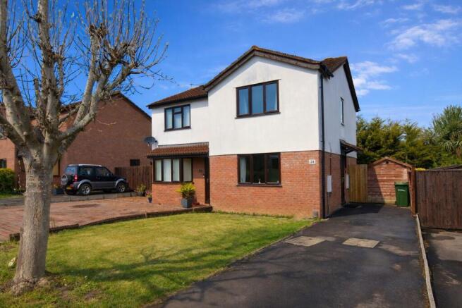 2 bed property, in Mayflower Gardens, £299,995