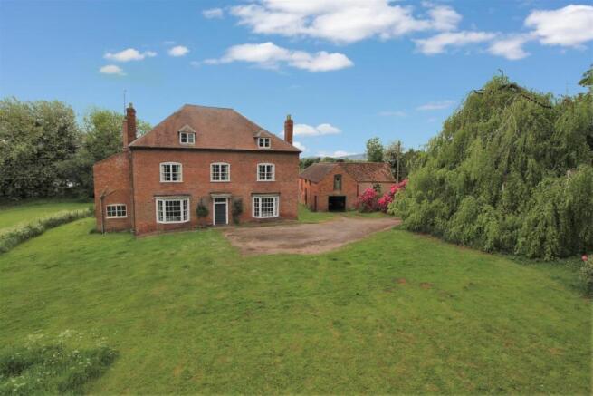 6 bed property, in Ford House Road, £950,000