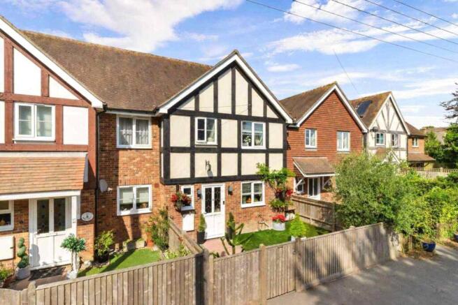 3 bed property, in Monkey Puzzle Close, £380,000