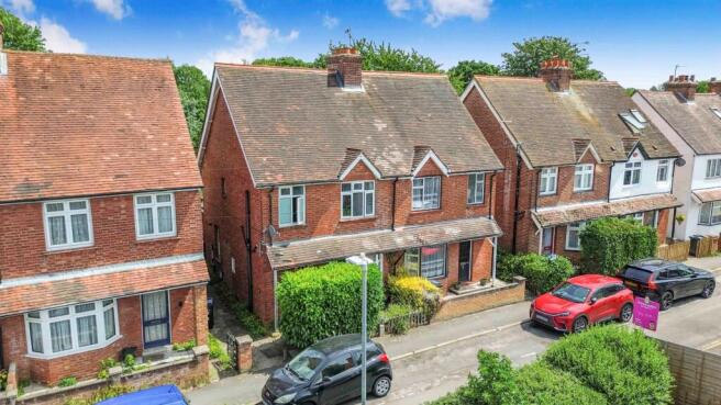 3 bed property, in Howard Road, £500,000