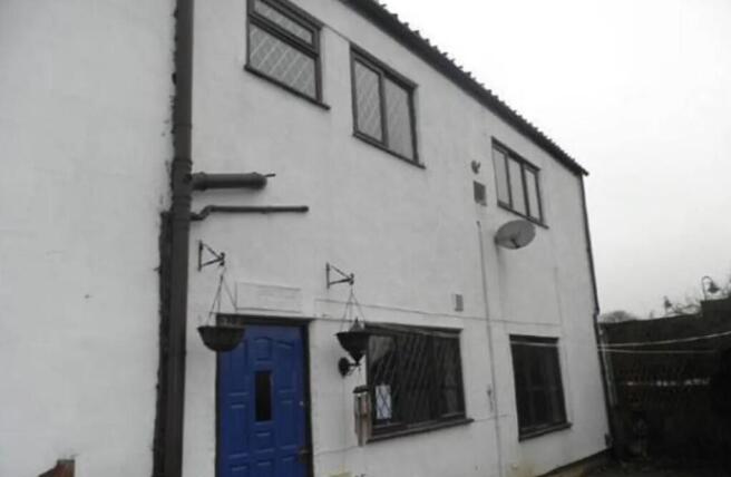 2 bed property, in 5 Granville Place, £120,000