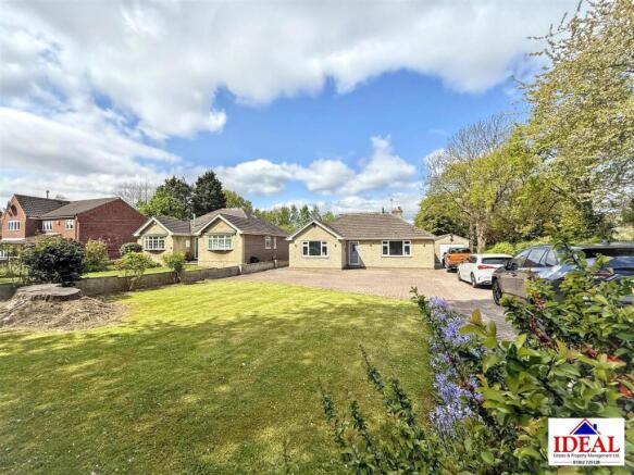 4 bed property, in Station Road, £355,000