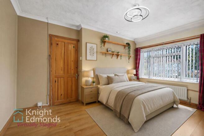 3 bed property, in Hereford Road, £350,000