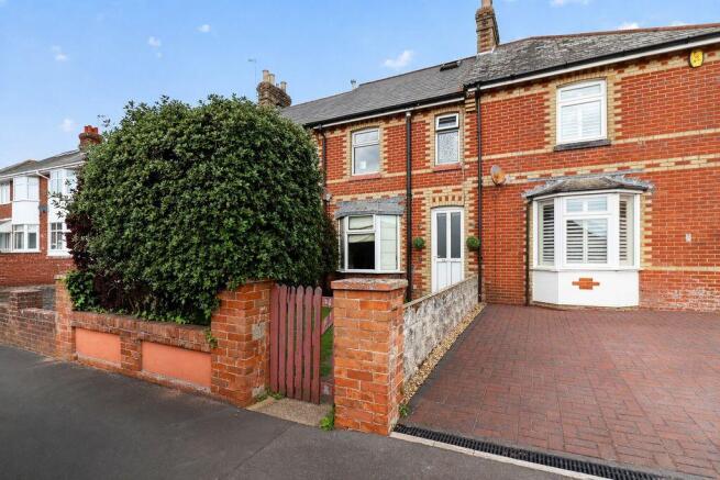 3 bed property, in Fitzmaurice Road, £349,950
