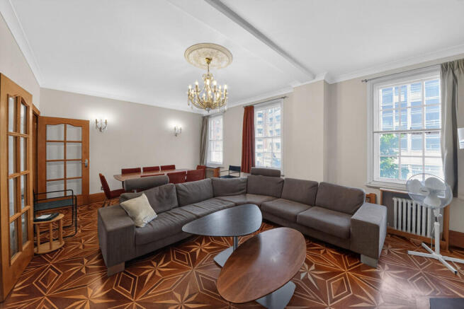 4 bed property, in Edgware Road, £1,200,000