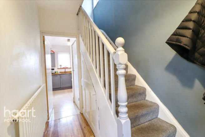 3 bed property, in Sycamore Road, £265,000