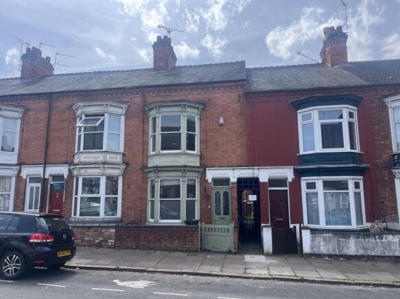 2 bed property, in 45 Noel Street, £110,000