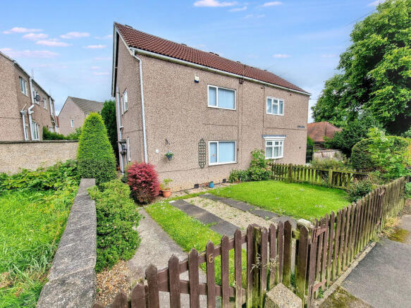3 bed property, in Callerton Road, £125,000