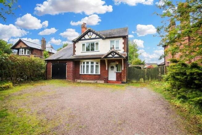 3 bed property, in Northwich Road, £450,000