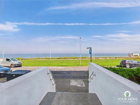 1 bed property, in Majestic Court, £150,000