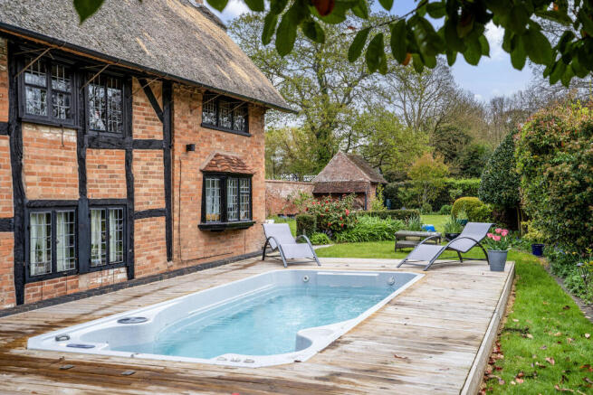 5 bed property, in Church Lane, £1,250,000