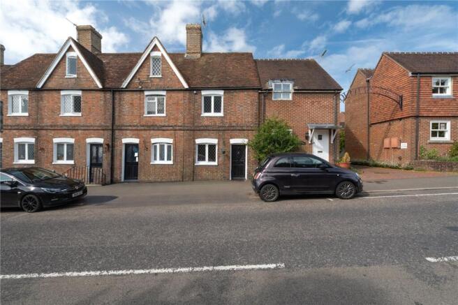3 bed property, in Lower Lake, £275,000