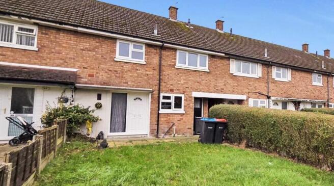 3 bed property, in Saxon Crossway, £135,000