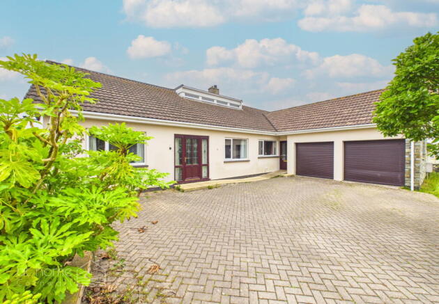 4 bed property, in Colborne Avenue, £475,000
