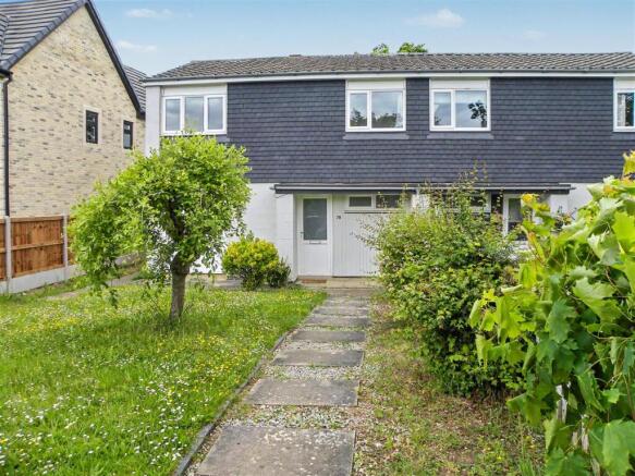 3 bed property, in Wentworth Drive, £315,000