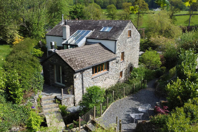 4 bed property, in Pocket Nook Spark Bridge, £675,000