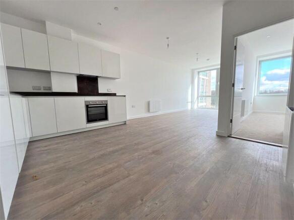 1 bed property, in Eagle Way, £280,000