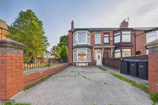 4 bed property, in Marton Road, £100,000