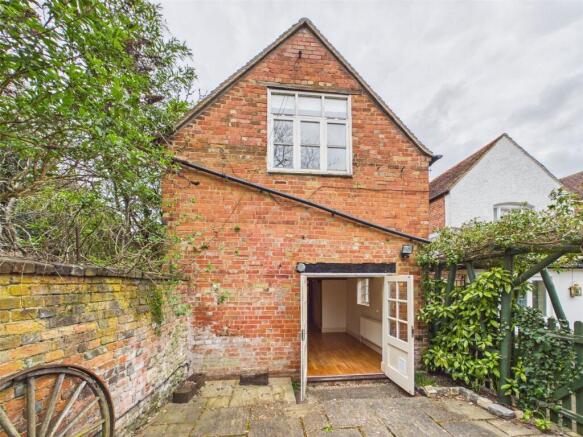 3 bed property, in North Street, £415,000