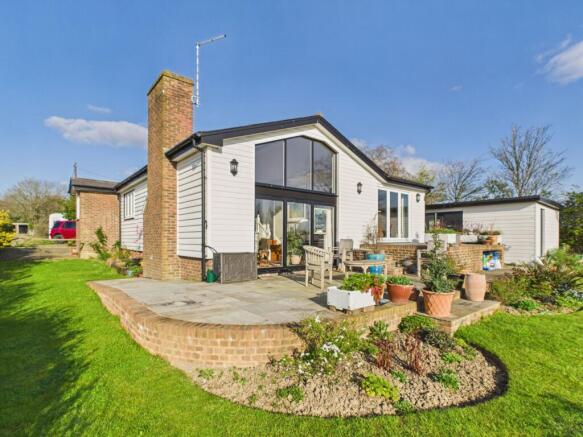 3 bed property, in North Lane, £725,000