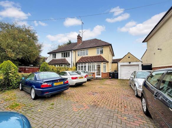3 bed property, in South Croydon CR2, £640,000