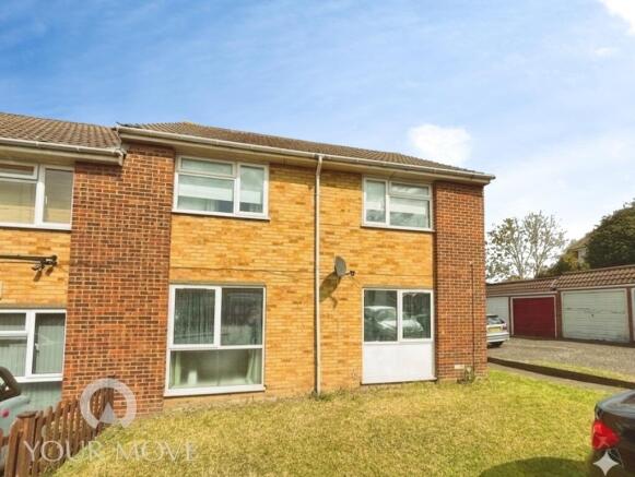 2 bed property, in Phillips Close, £100,000