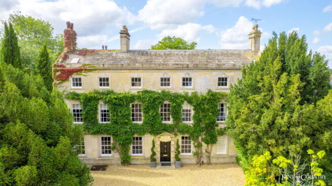 10 bed property, in Manton, £2,250,000