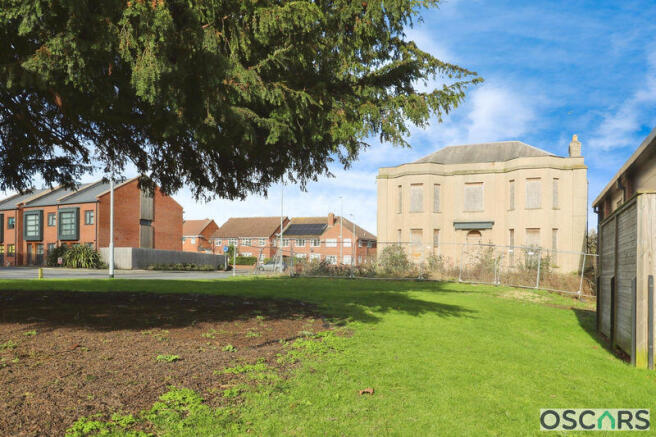 Studio, in Northgate, £299,950