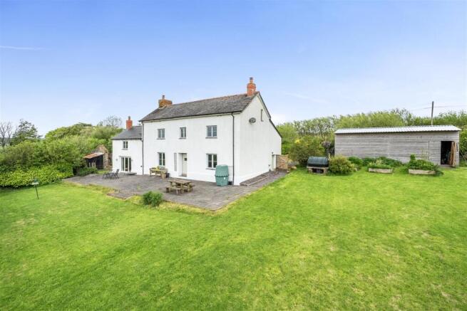 5 bed property, in Rackenford, £825,000