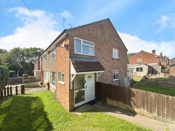 3 bed property, in Coleridge Drive, £239,950