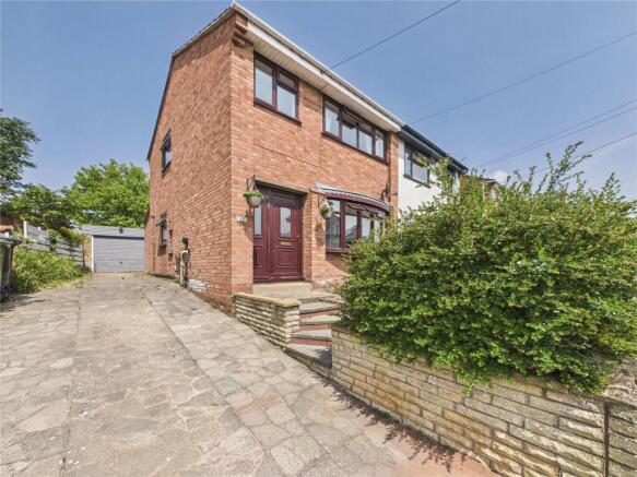 3 bed property, in Sunnyside Road, £350,000